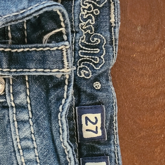 Miss Me Shorts - Picture 3 of 4